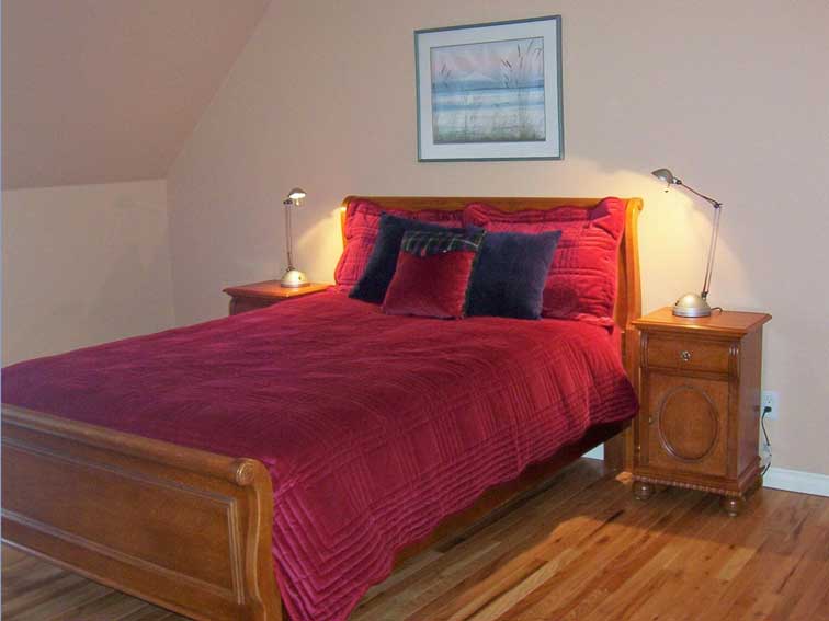 House Features Bowser Beach House, Oceanside Vacation Rental on